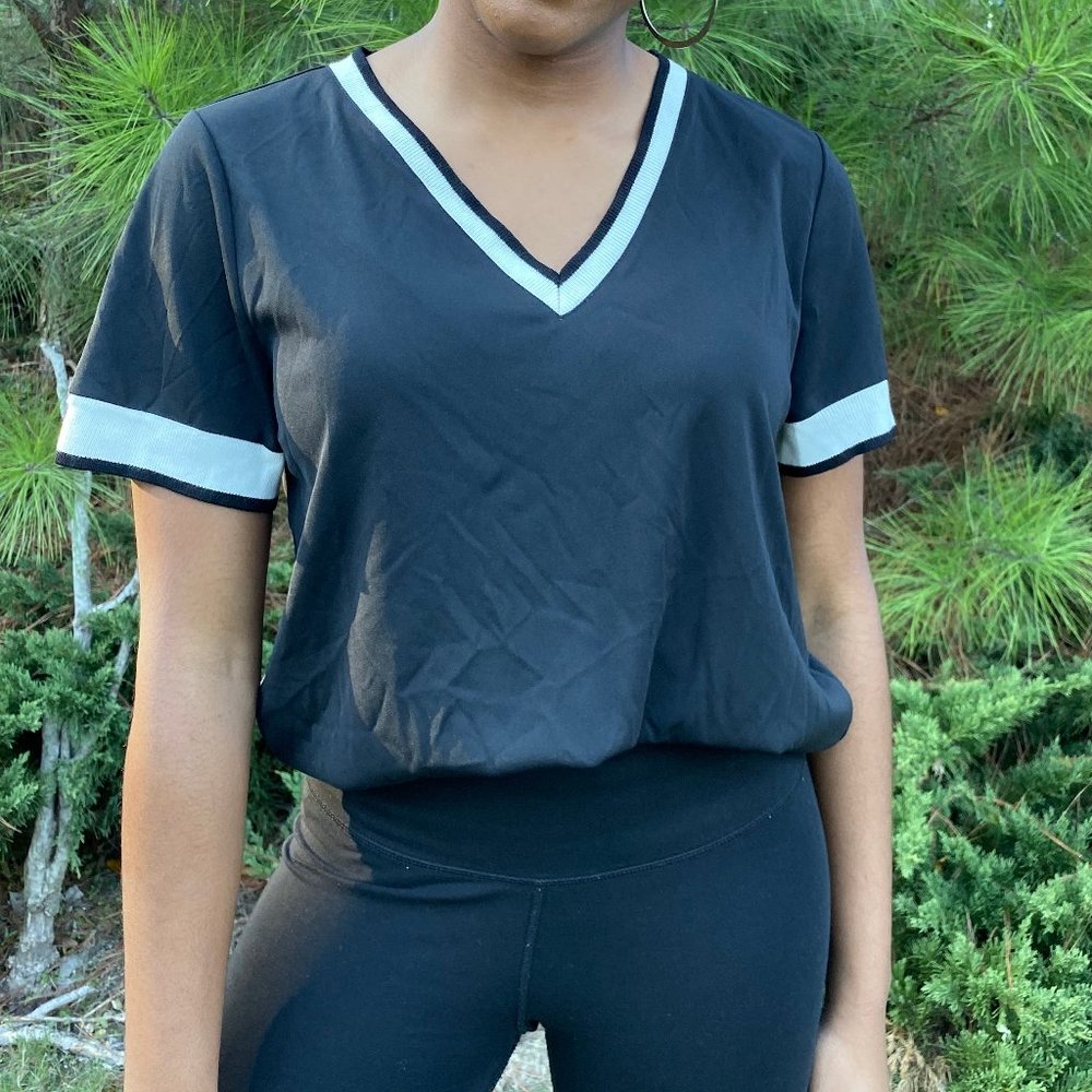 NWT DKNY Black T-shirt